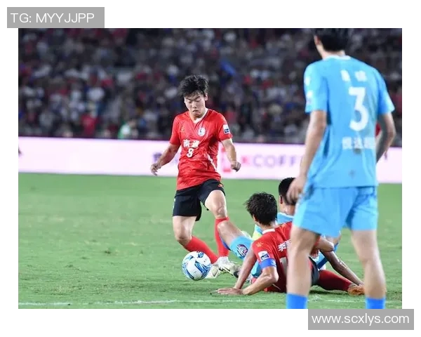 上海足球队的崛起与发展探索聚焦城市足球力量的未来之路 上海足球队的崛起与发展探索聚焦城市足球力量的未来之路